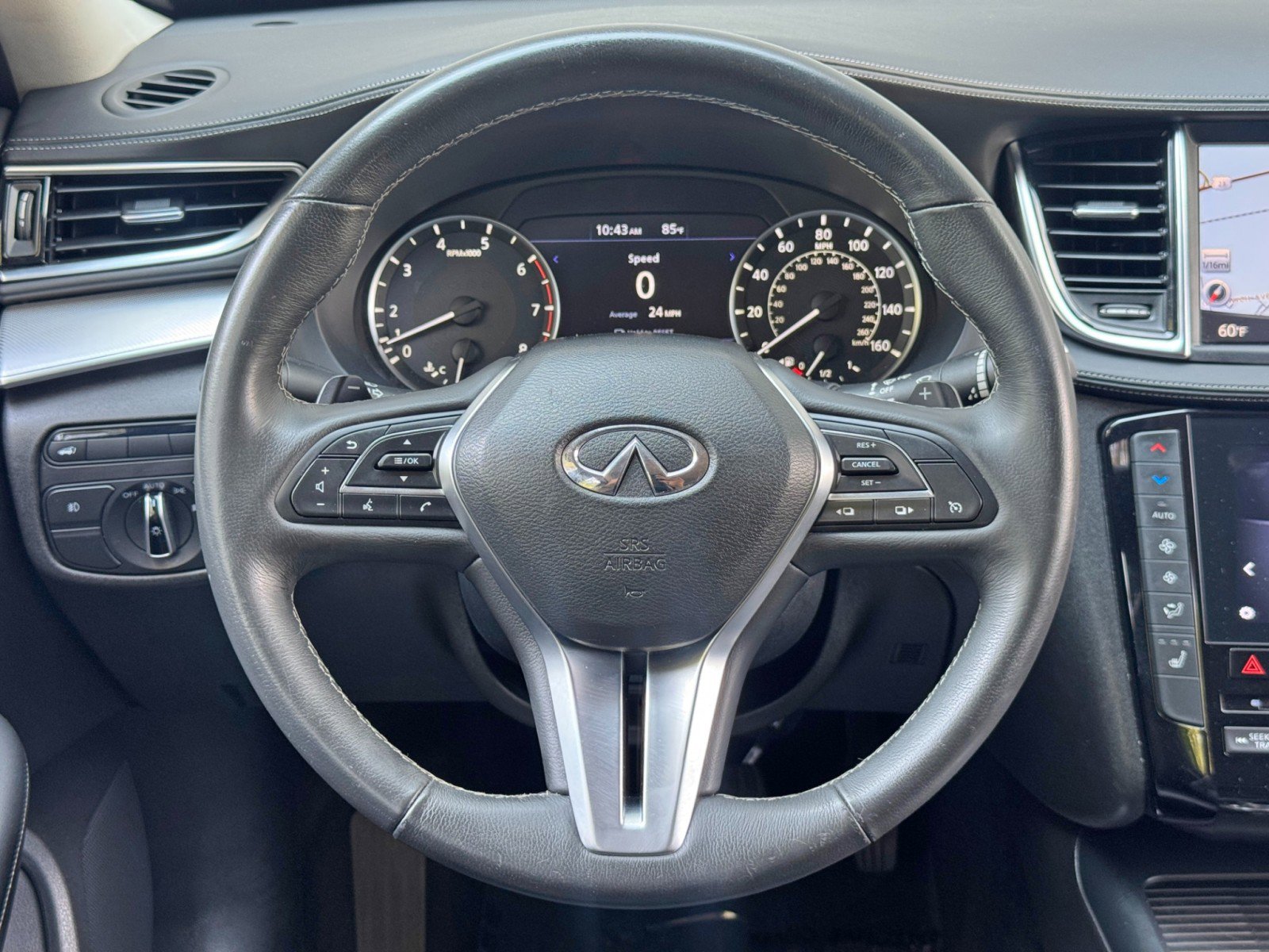 Used 2019 INFINITI QX50 Luxe w/ Navigation Package FWD image 20