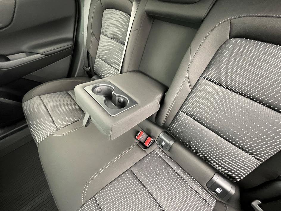 New 2027 Chevrolet Equinox LT w/ Midnight Edition FWD image 31