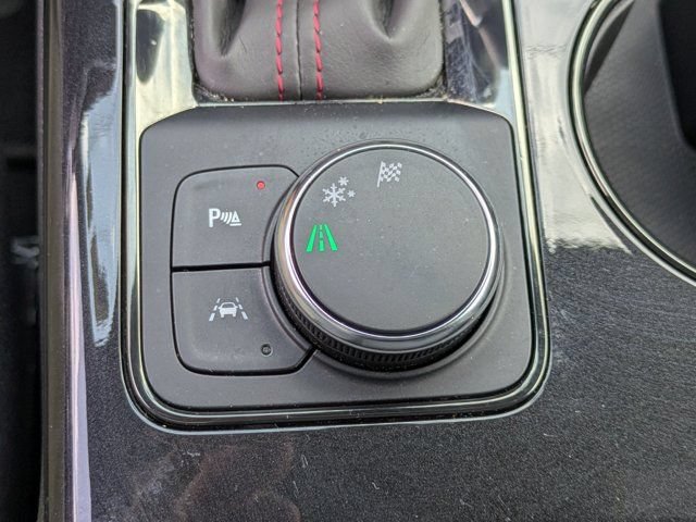 Used 2022 Chevrolet Blazer RS w/ Enhanced Convenience Package FWD image 32
