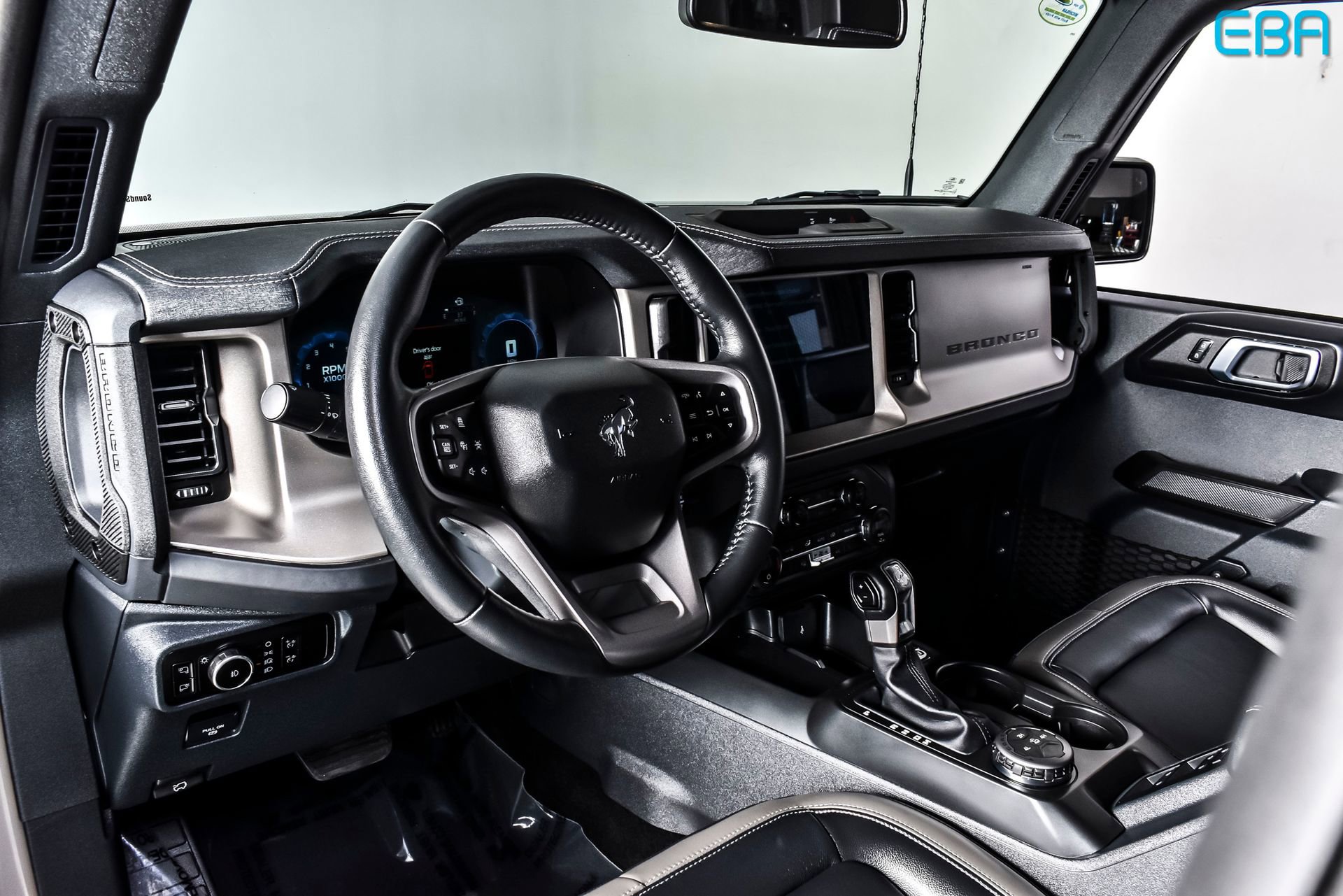 Used 2025 Ford Bronco Outer Banks AWD/4WD image 17