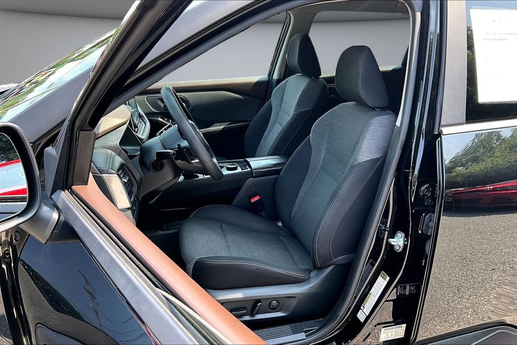 Used 2023 Nissan Rogue SV AWD/4WD image 21