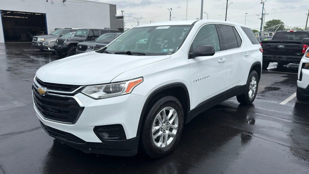 Used 2021 Chevrolet Traverse LS AWD/4WD image 6
