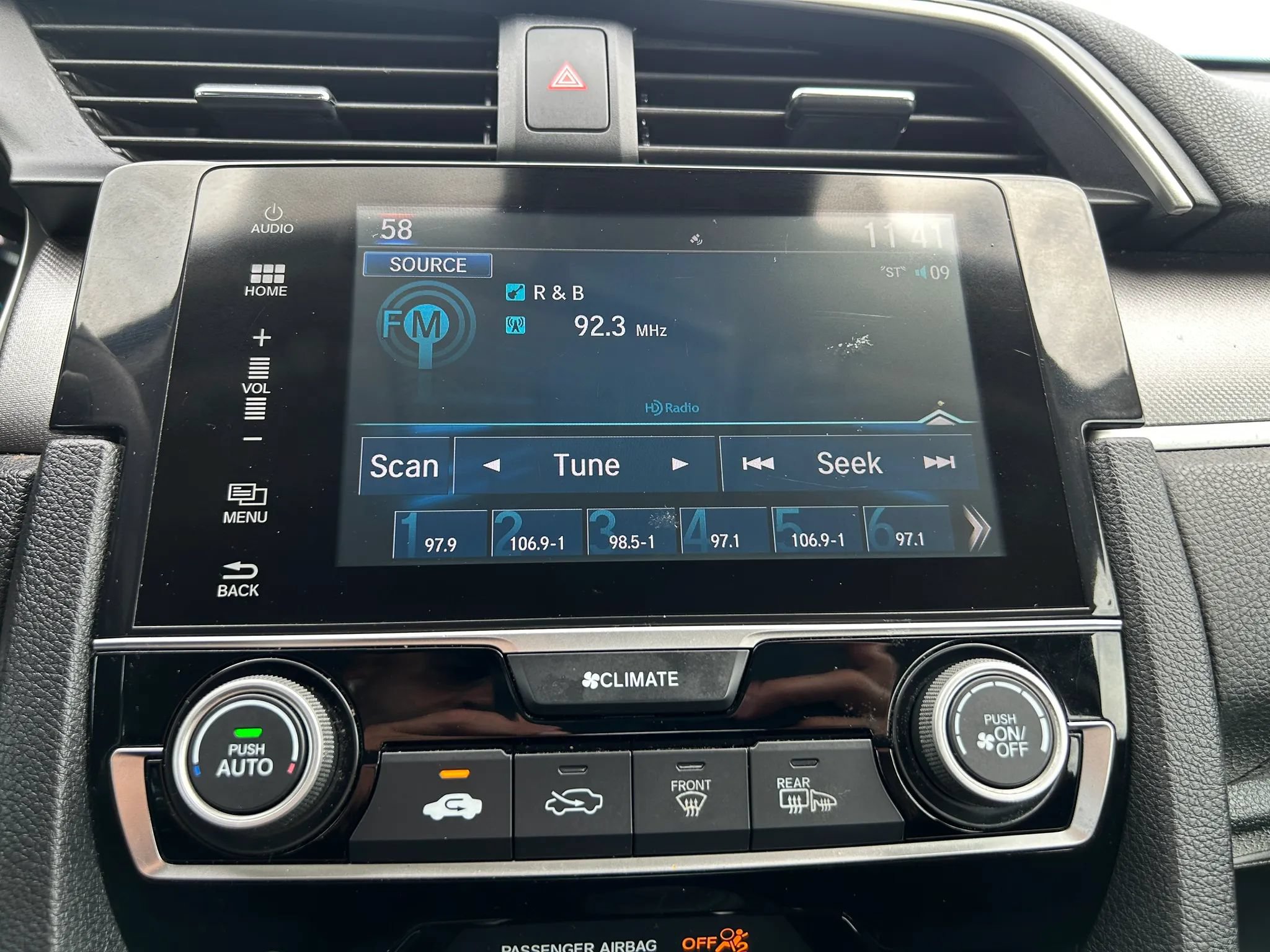 Used 2018 Honda Civic EX image 19
