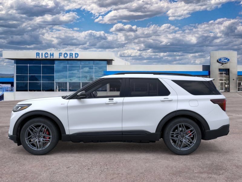 New 2026 Ford Explorer ST-Line w/ ST-Line Street Pack AWD/4WD image 3