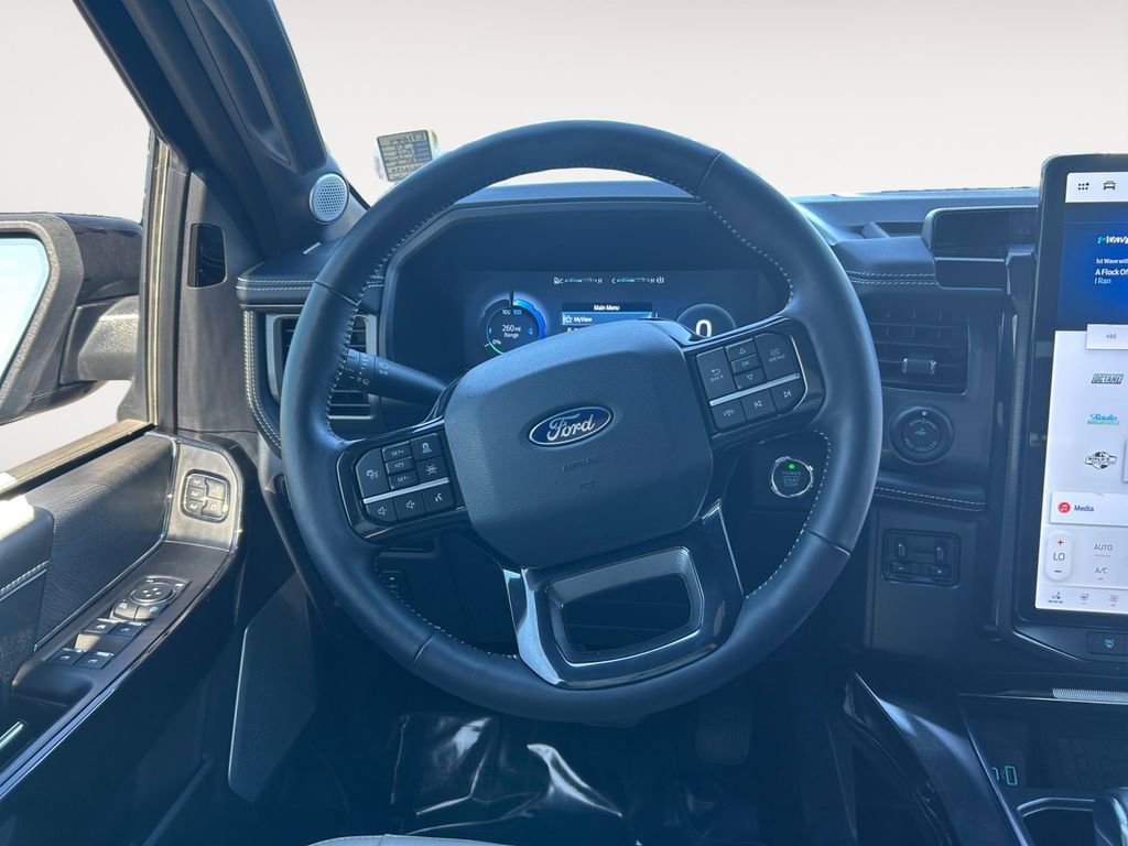 Used 2024 Ford F150 Lightning Platinum AWD/4WD image 13