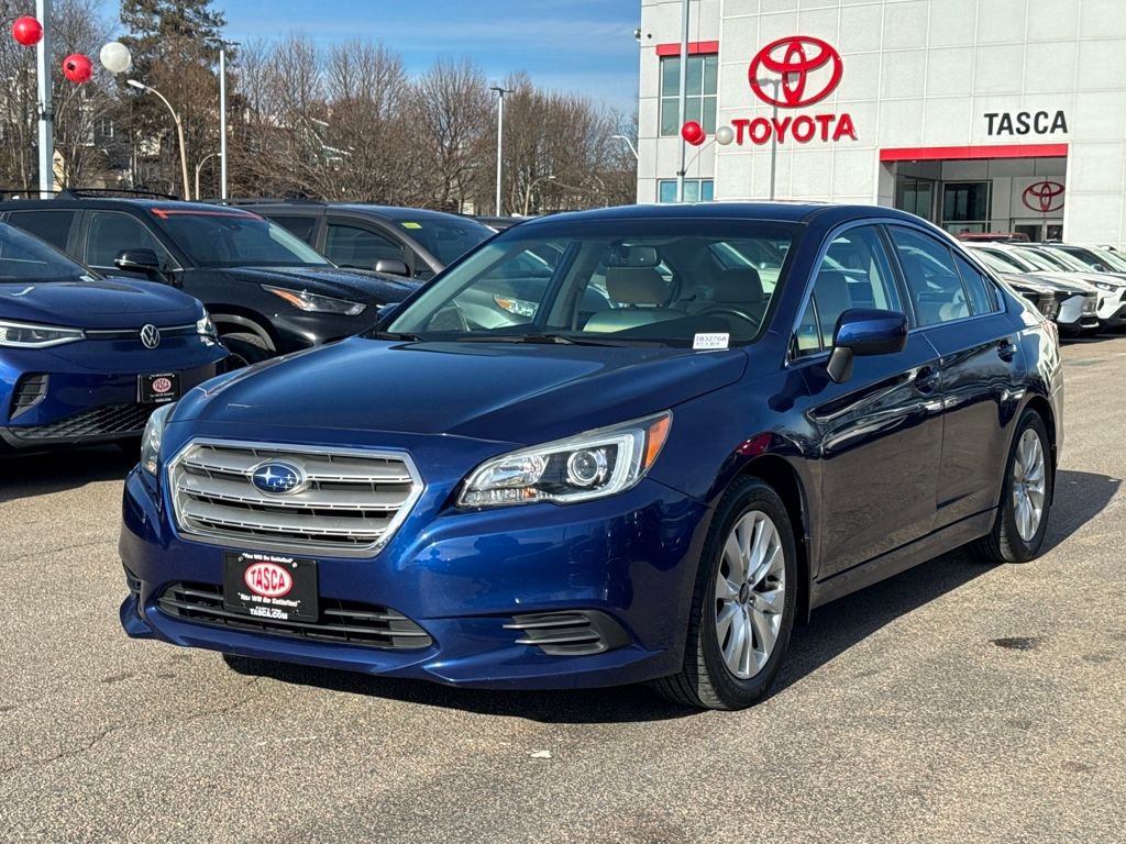 Used 2015 Subaru Legacy 2.5i Premium w/ Moonroof Package image 3