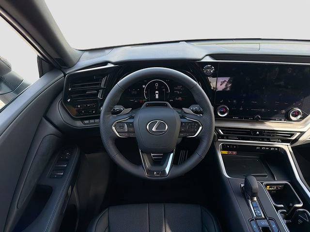New 2026 Lexus TX 500h AWD image 18
