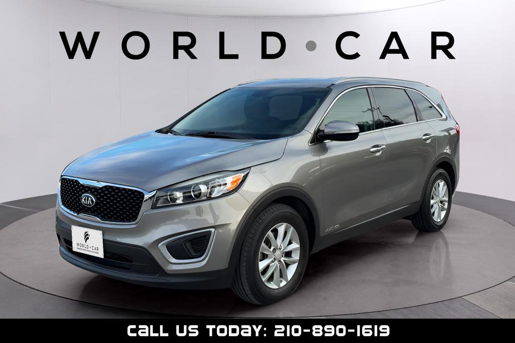 Used 2016 Kia Sorento LX w/ LX Convenience Package AWD/4WD image 3