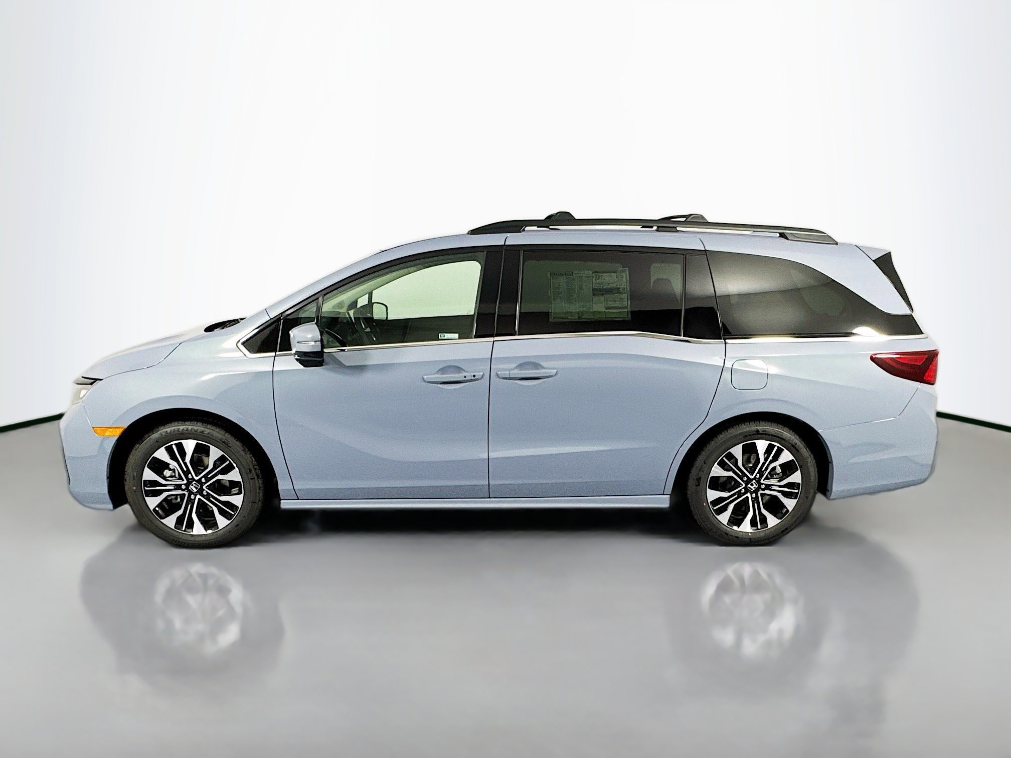 New 2026 Honda Odyssey Elite image 8