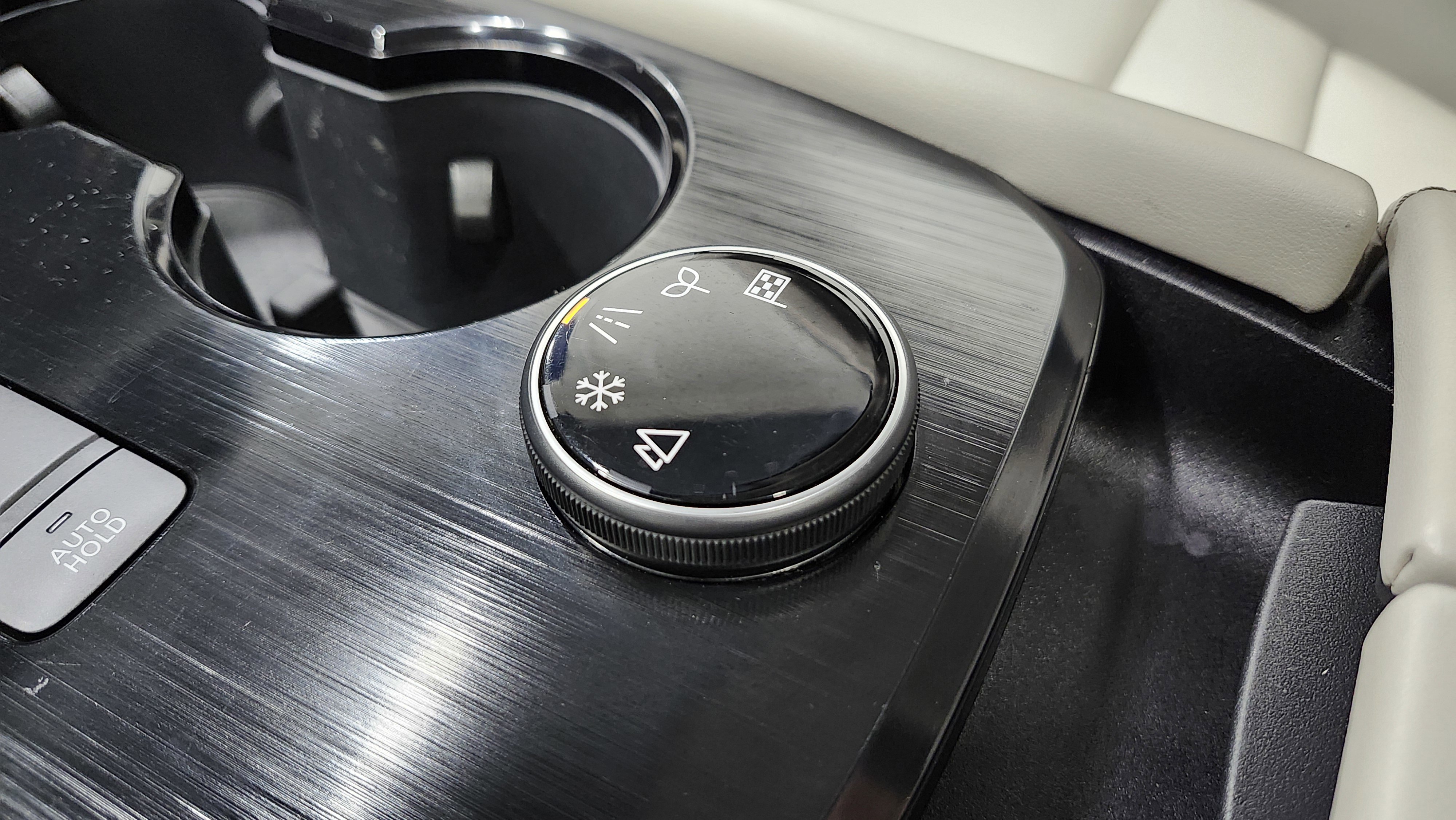 Used 2023 Nissan Rogue SL w/ SL Premium Package image 41