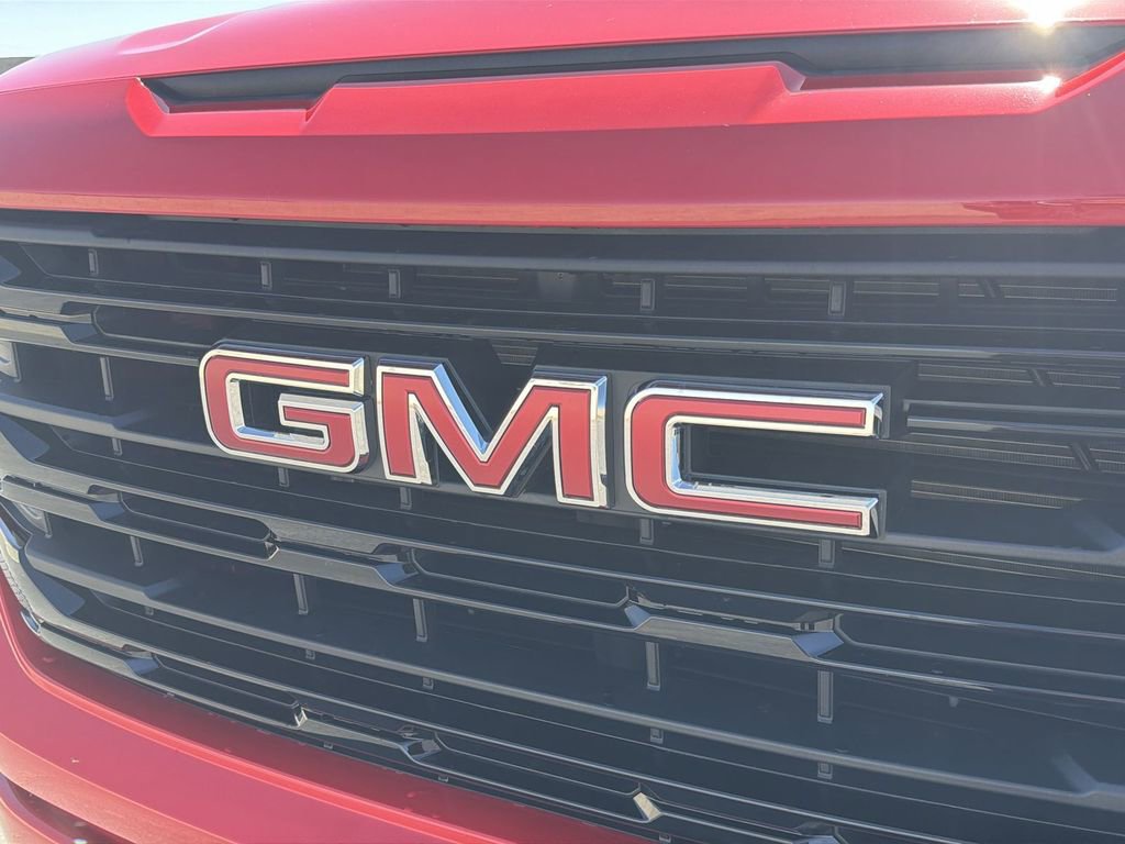 Used 2026 GMC Sierra 1500 Elevation image 30