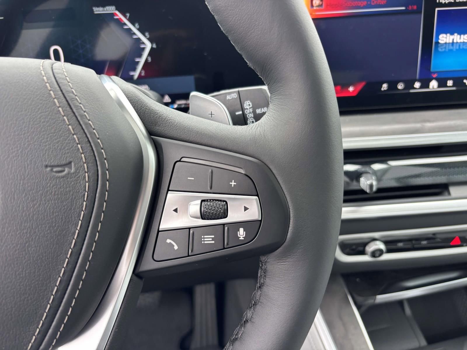 New 2026 BMW X5 xDrive40i AWD/4WD image 18