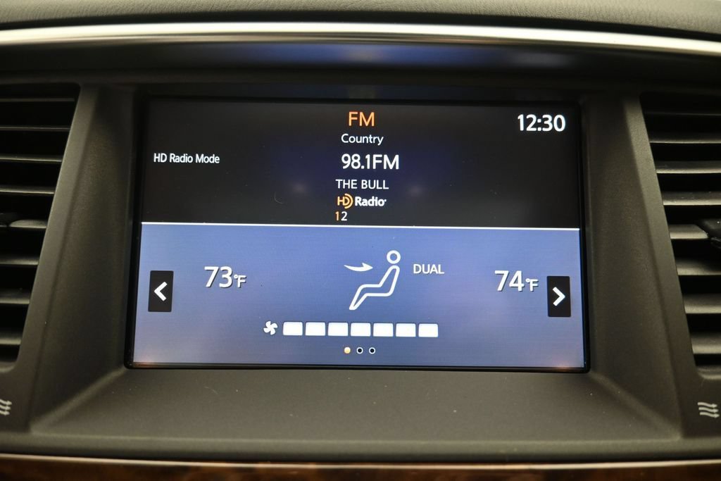 Used 2019 Nissan Armada Platinum RWD image 17