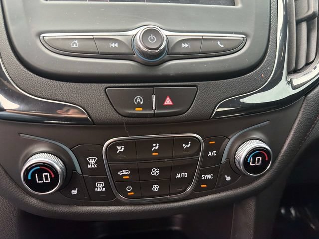 Used 2023 Chevrolet Equinox RS AWD/4WD image 25