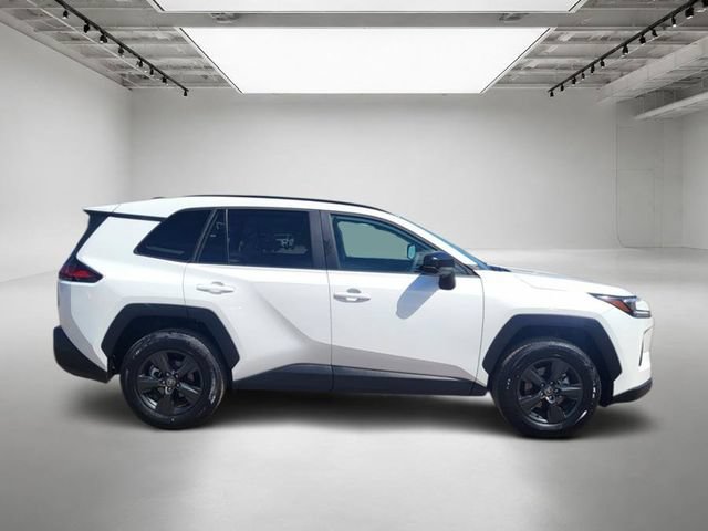 Used 2026 Toyota RAV4 LE AWD/4WD image 7
