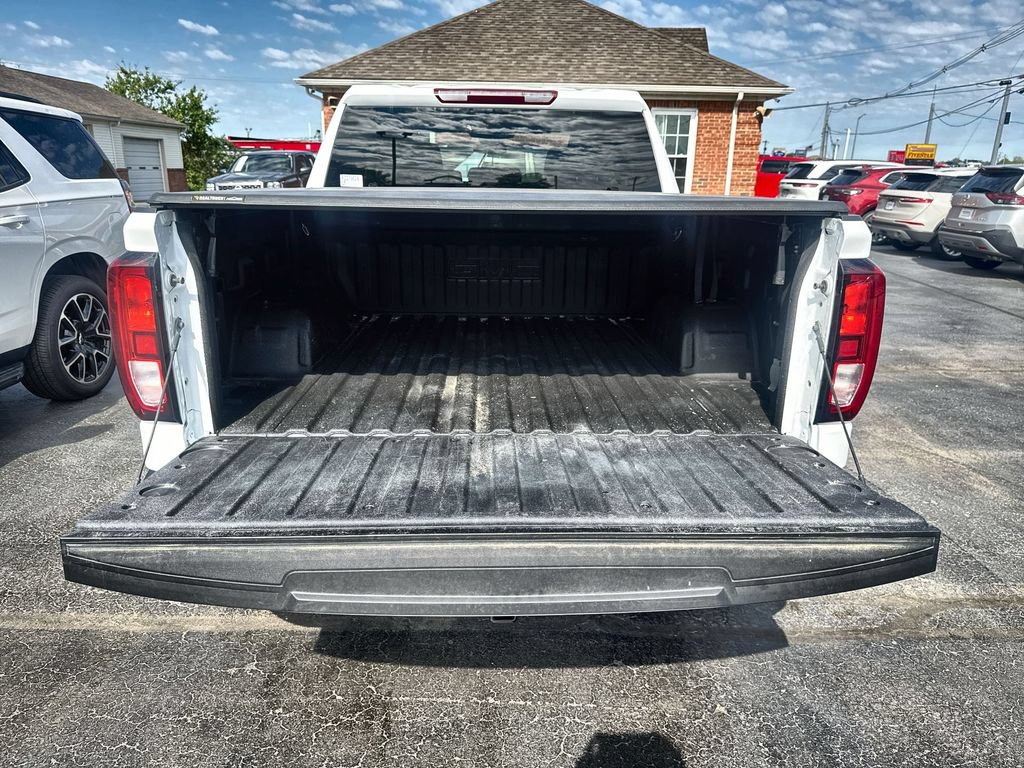 Used 2024 GMC Sierra 1500 Elevation w/ LPO, Elevation Black Package AWD/4WD image 23