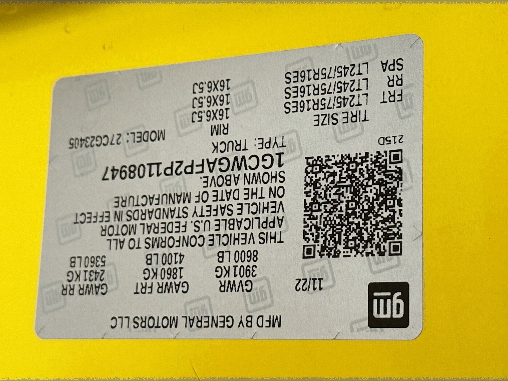 Used 2023 Chevrolet Express 2500 w/ Driver Convenience Package image 35