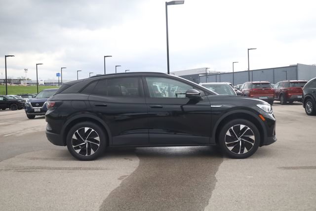 Used 2021 Volkswagen ID.4 Pro image 4