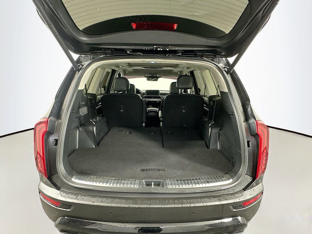 Used 2022 Kia Telluride SX w/ SX Prestige Package image 28
