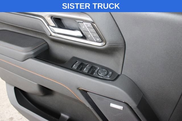 Used 2025 GMC Sierra 2500 AT4 w/ AT4 Premium Plus Package AWD/4WD image 20