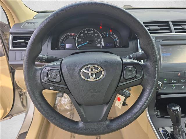 Used 2015 Toyota Camry LE FWD image 18