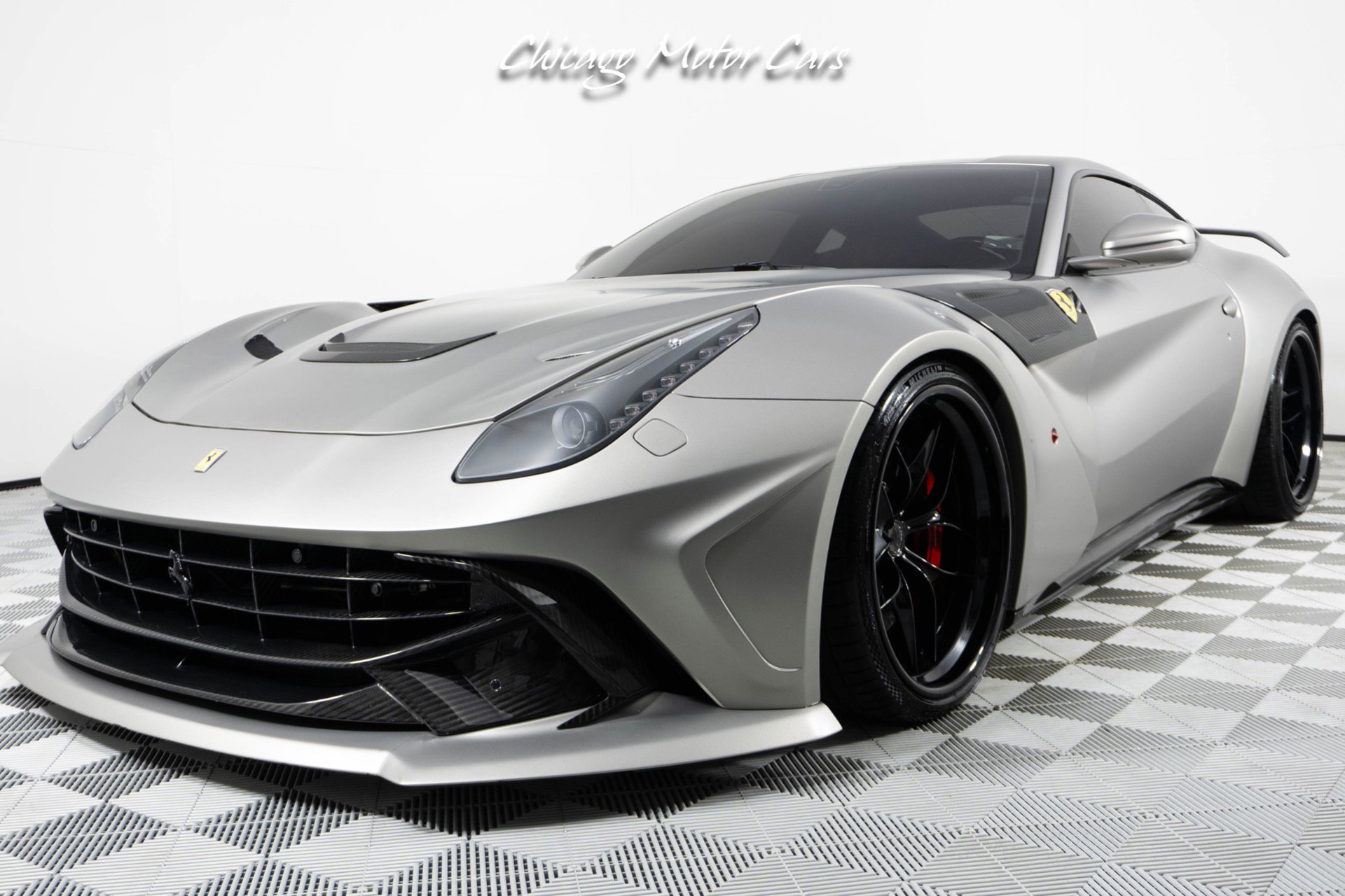 Used 2016 Ferrari F12 Berlinetta RWD image 5