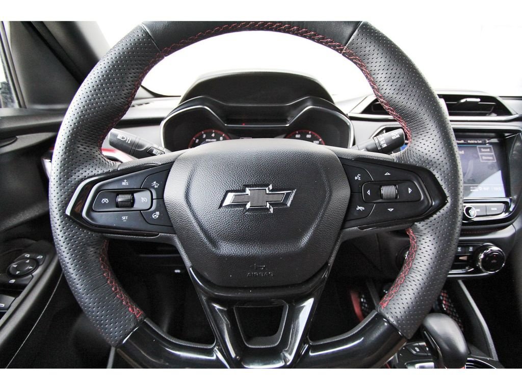 Used 2023 Chevrolet TrailBlazer RS w/ Convenience Package FWD image 13