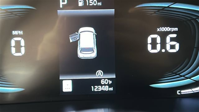 Used 2024 Kia Soul LX w/ Option Group 015 FWD image 19