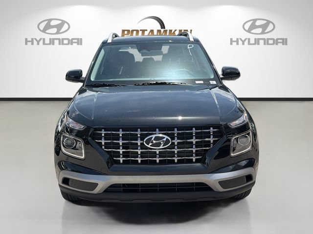 New 2026 Hyundai Venue SEL FWD image 2