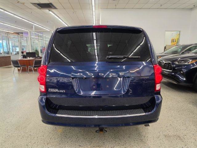 Used 2017 Dodge Grand Caravan SE w/ Power Window Group FWD image 5