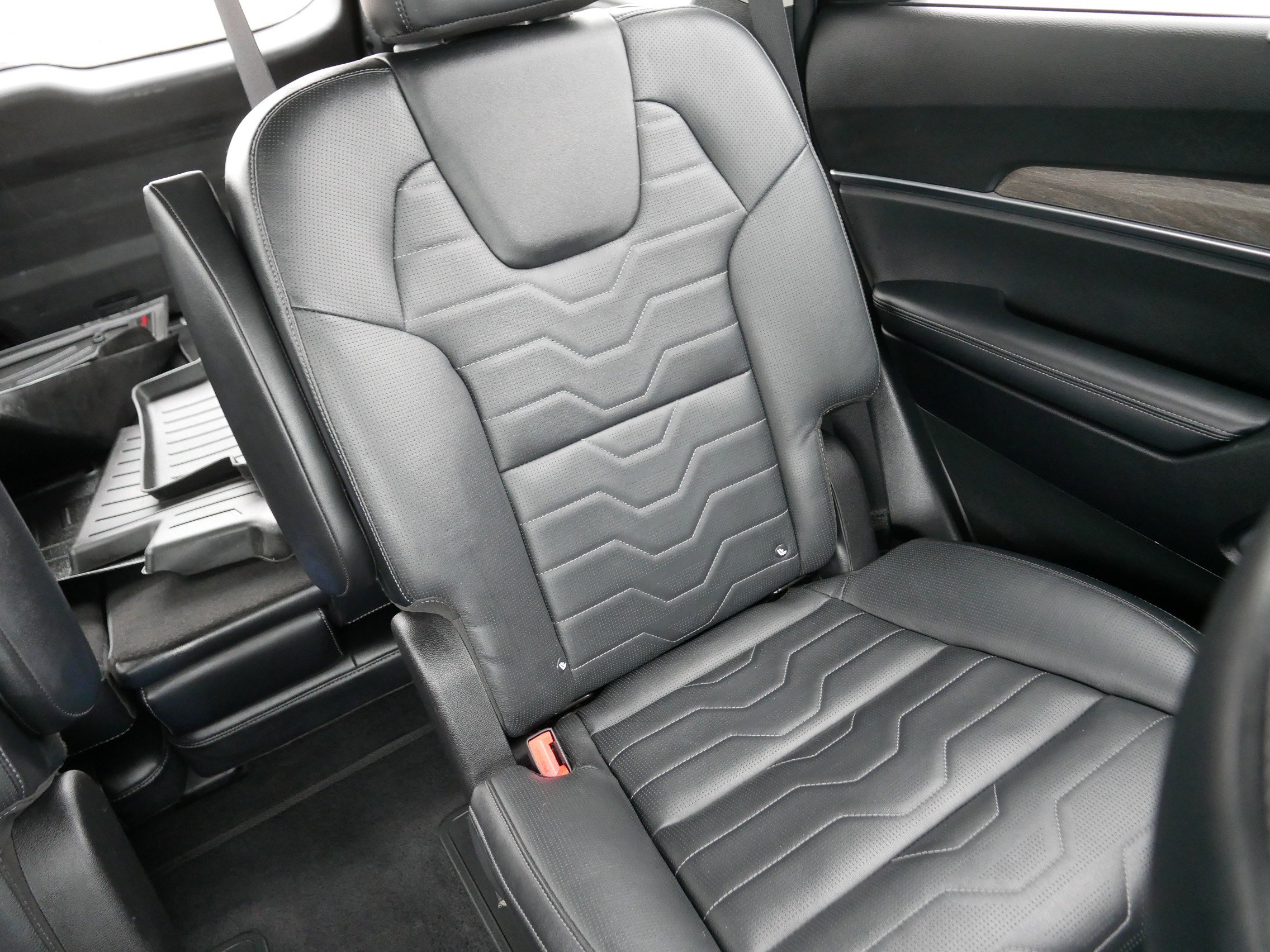 Used 2022 Kia Telluride SX w/ SX Prestige Package image 14