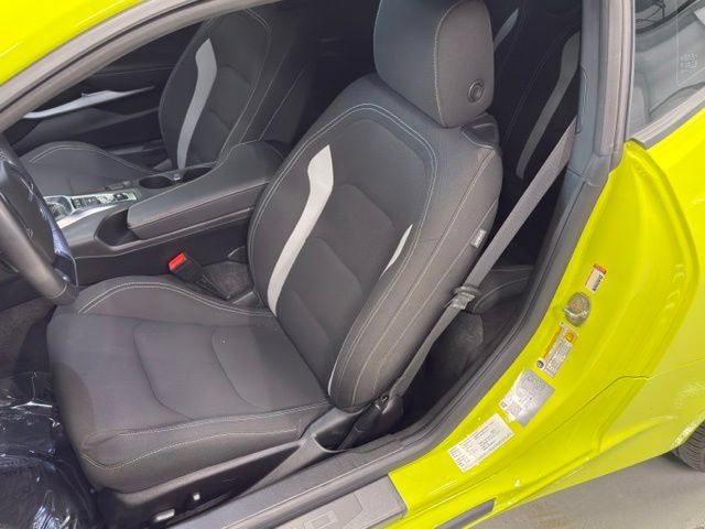 Used 2021 Chevrolet Camaro LT RWD image 10