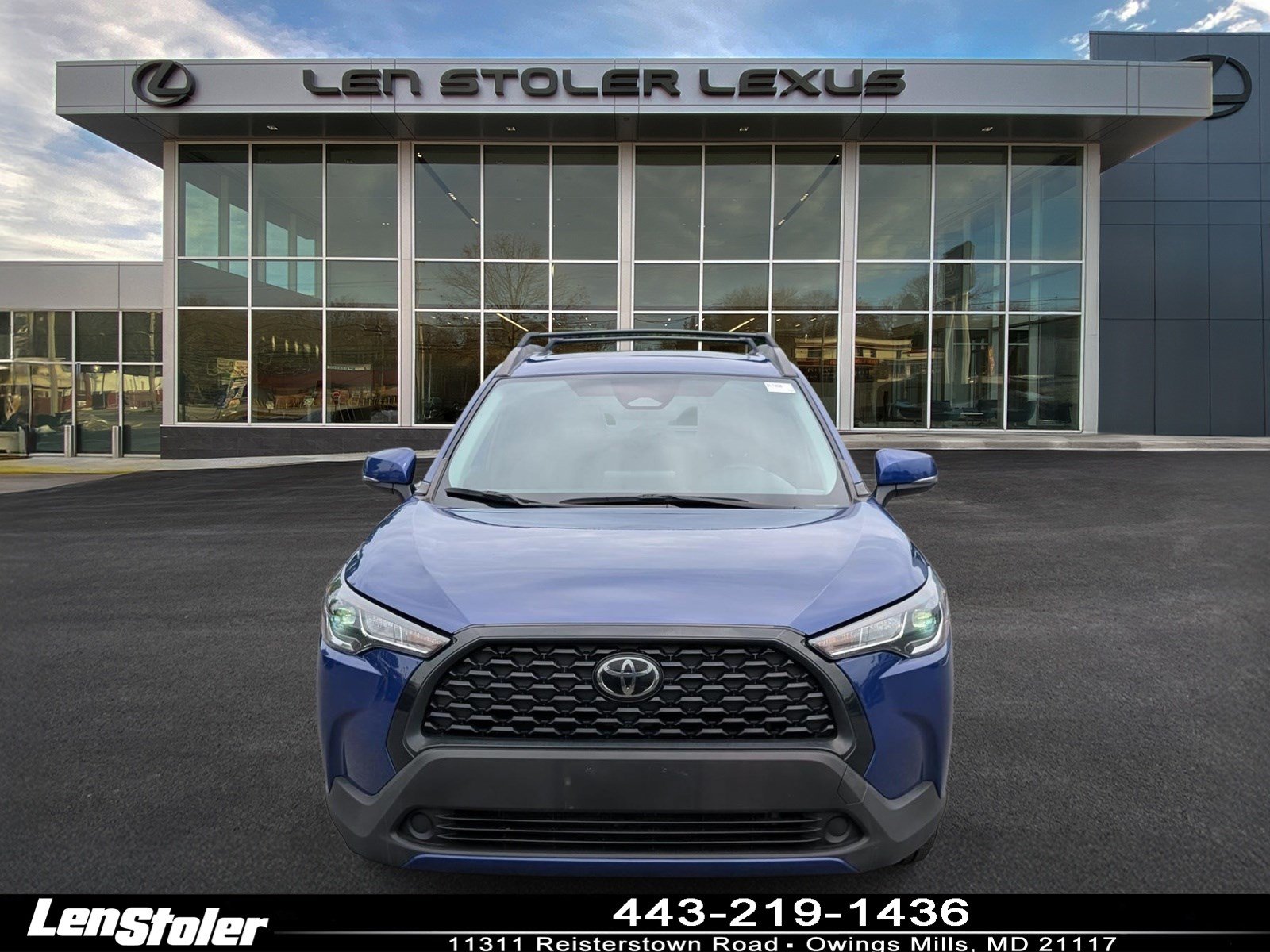 Used 2023 Toyota Corolla Cross LE w/ Moonroof Package AWD/4WD image 8