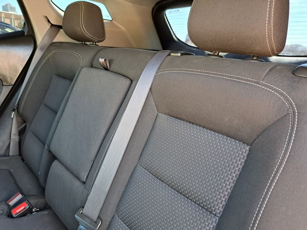 Used 2022 GMC Terrain SLE image 22