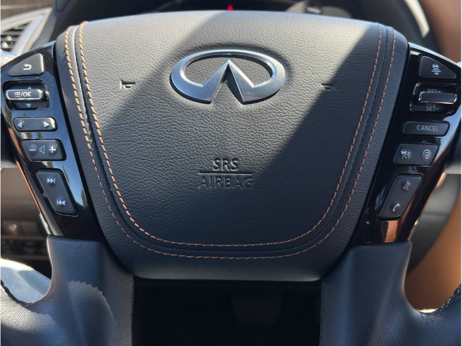Used 2024 INFINITI QX80 Sensory w/ Cargo Package AWD/4WD image 13