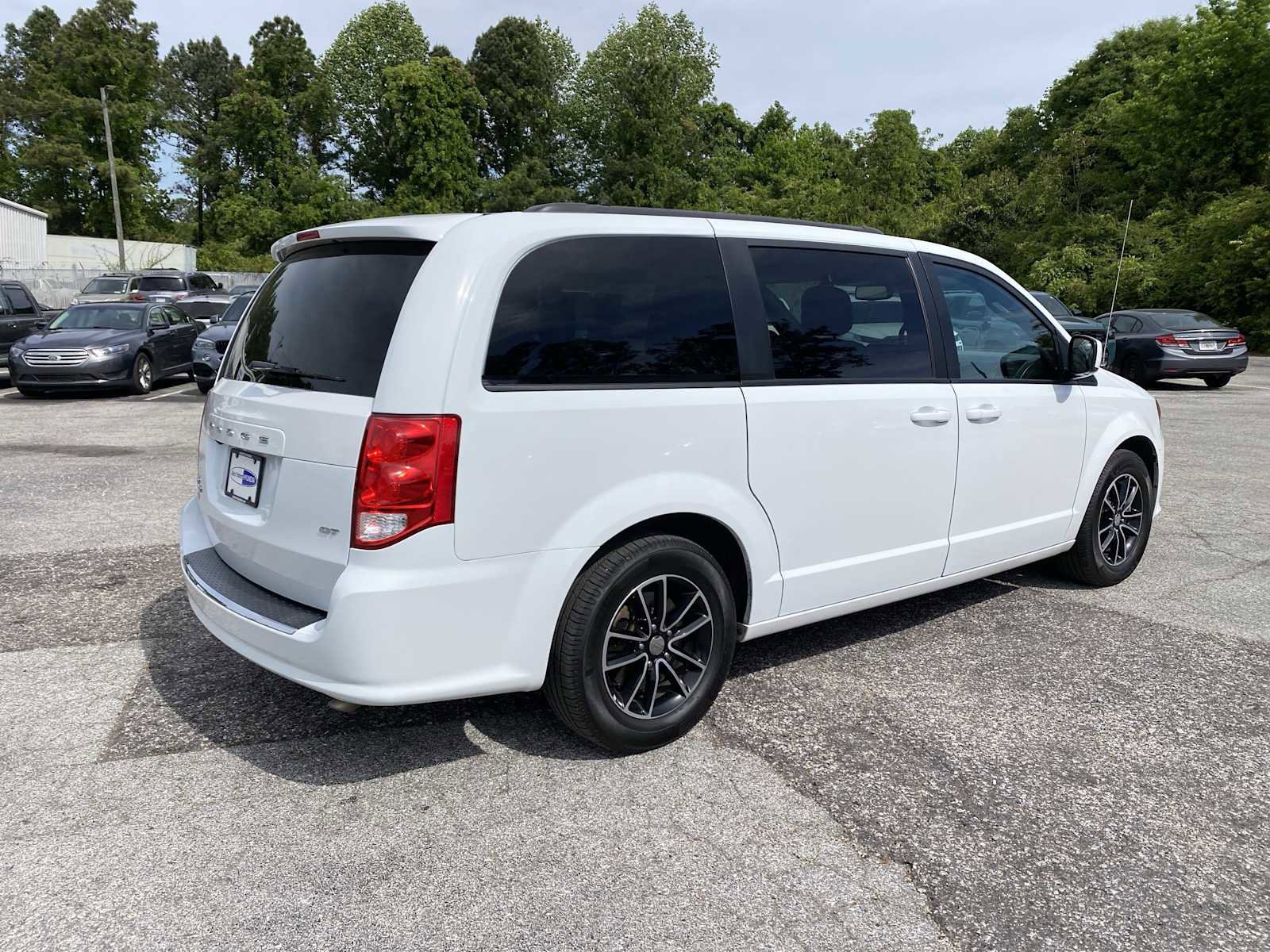 Used 2019 Dodge Grand Caravan GT image 5