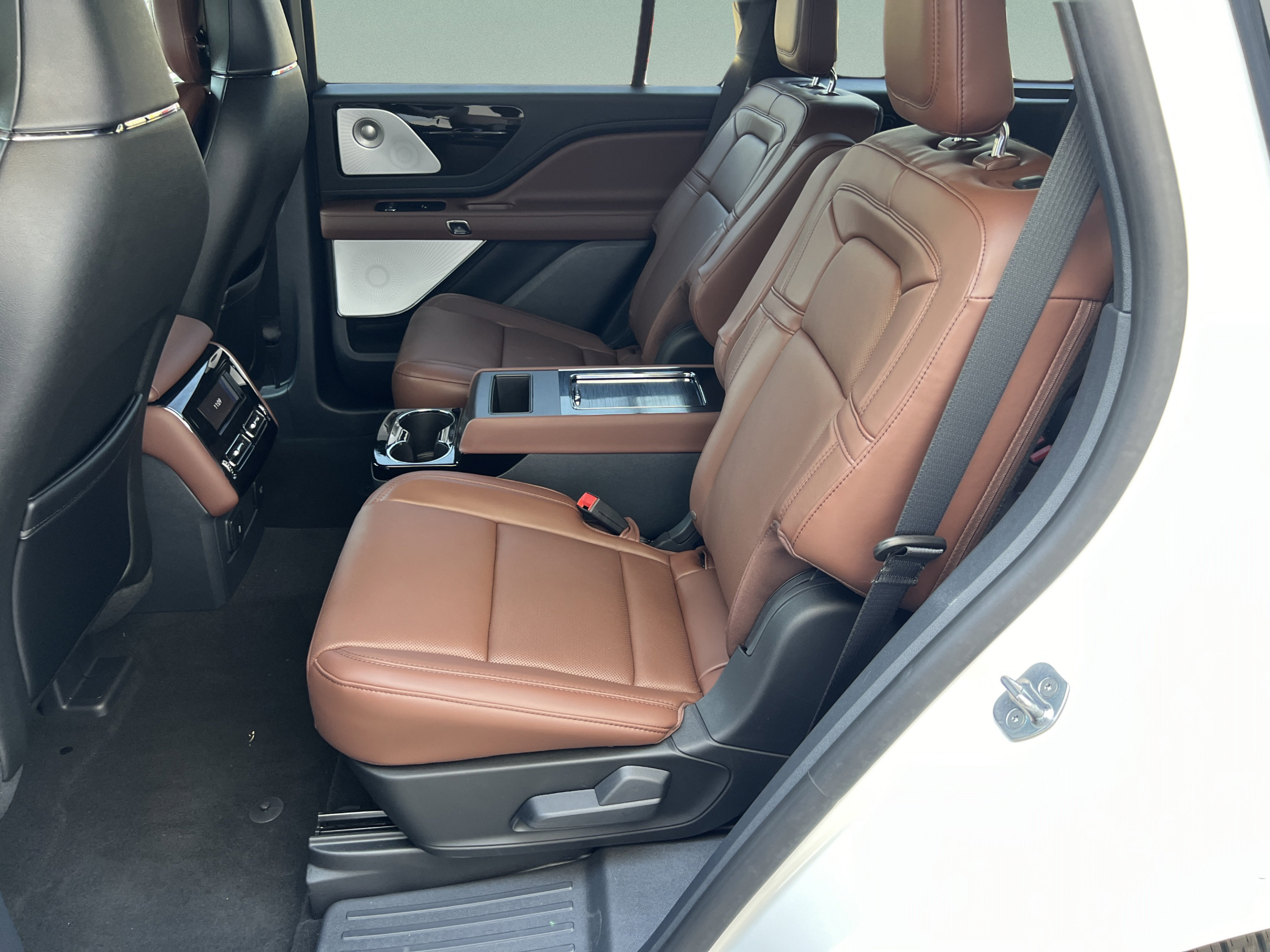New 2026 Lincoln Aviator Reserve AWD/4WD image 23