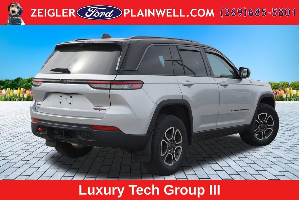 Used 2022 Jeep Grand Cherokee Trailhawk w/ ADV Protech Group II AWD/4WD image 5