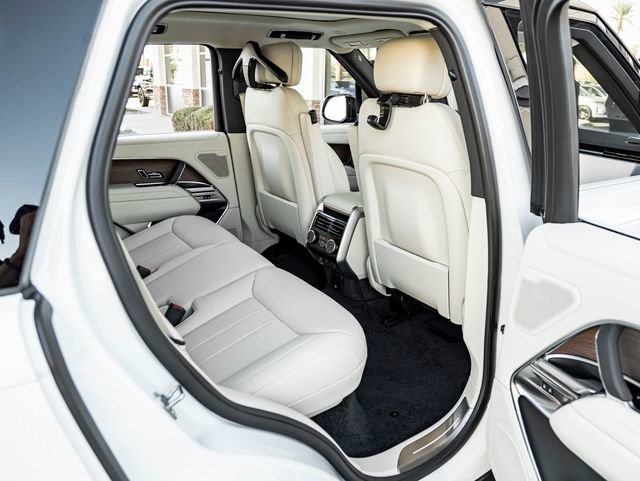 New 2027 Land Rover Range Rover SE AWD/4WD image 31