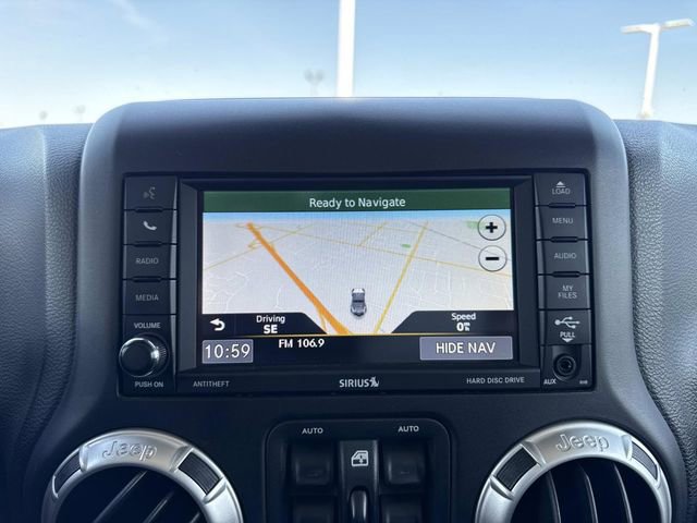 Used 2017 Jeep Wrangler Unlimited Sahara w/ Connectivity Group image 4