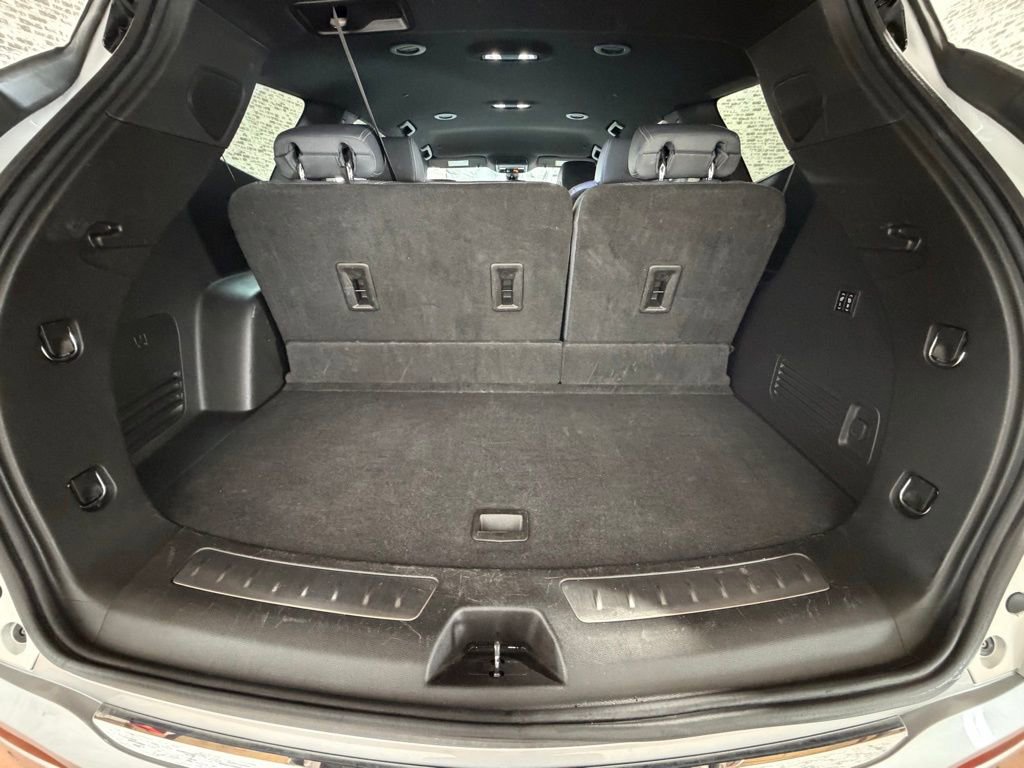 Used 2024 Buick Enclave Premium image 12
