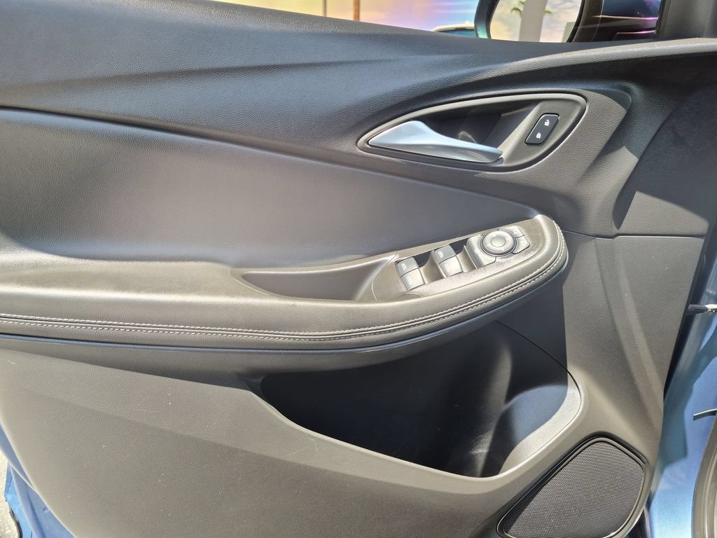 Used 2024 Buick Encore GX Preferred FWD image 32