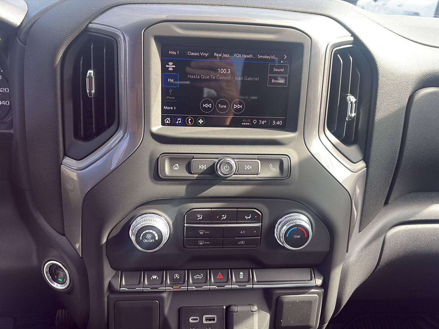 Used 2026 GMC Sierra 1500 Pro w/ Graphite Edition AWD/4WD image 17