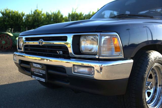 Used 1994 Toyota Pickup DX image 29