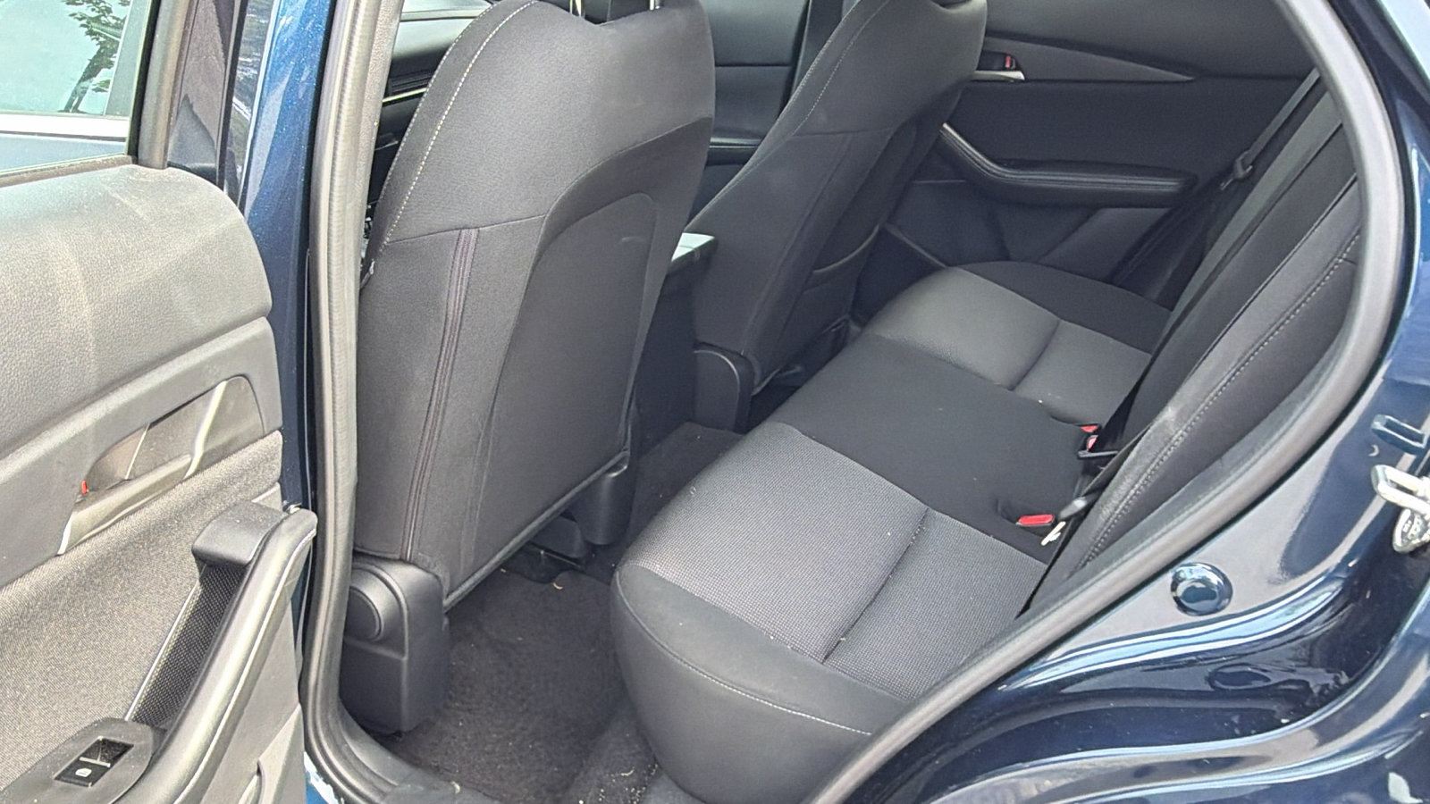 Used 2023 MAZDA CX-30 AWD 2.5 S image 23