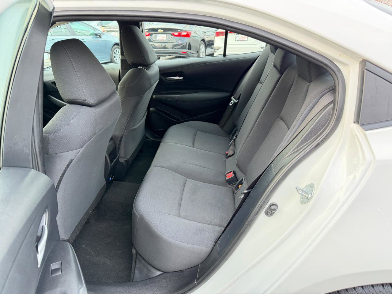 Used 2021 Toyota Corolla LE FWD image 24