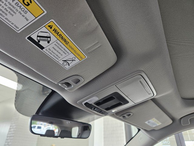 Used 2023 Honda Pilot Touring image 24