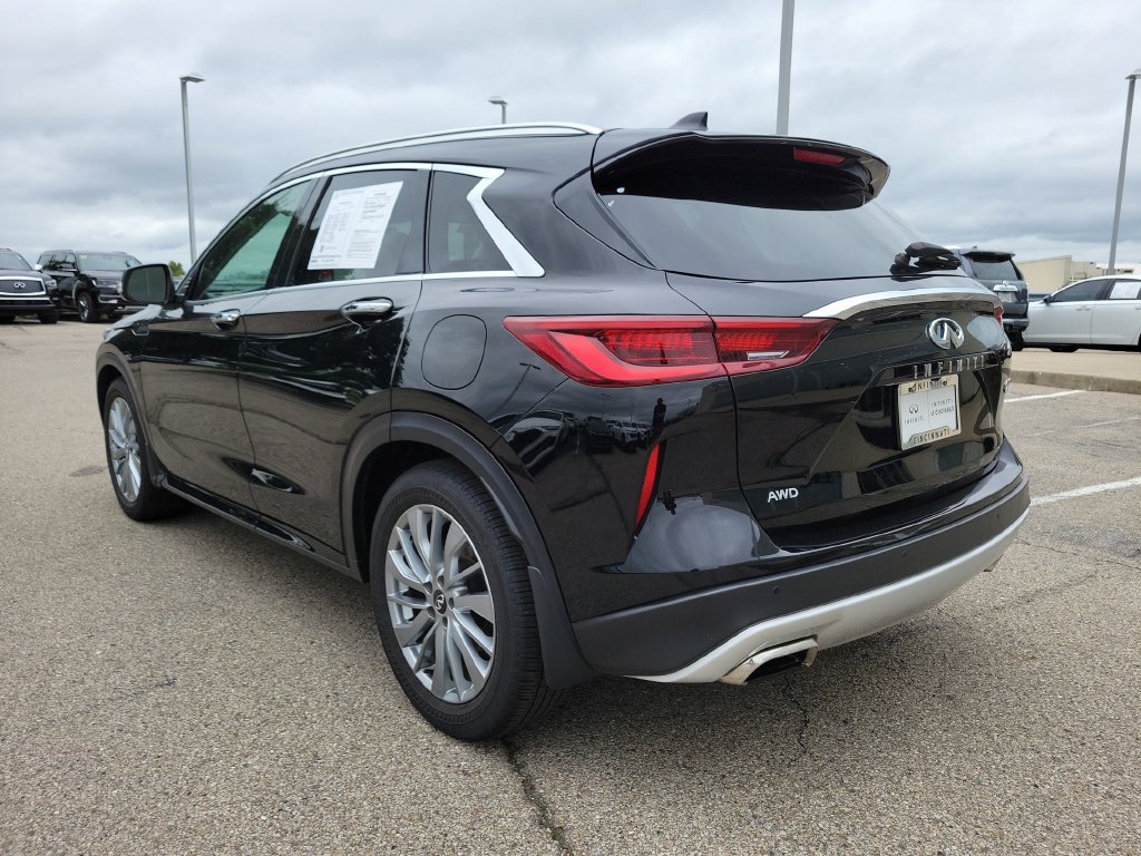 Used 2025 INFINITI QX50 Luxe AWD/4WD image 3