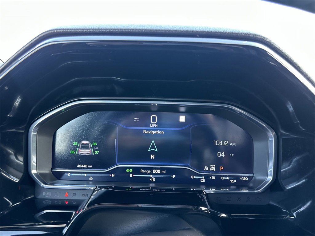 Used 2022 Chevrolet Silverado 1500 High Country w/ Technology Package image 23