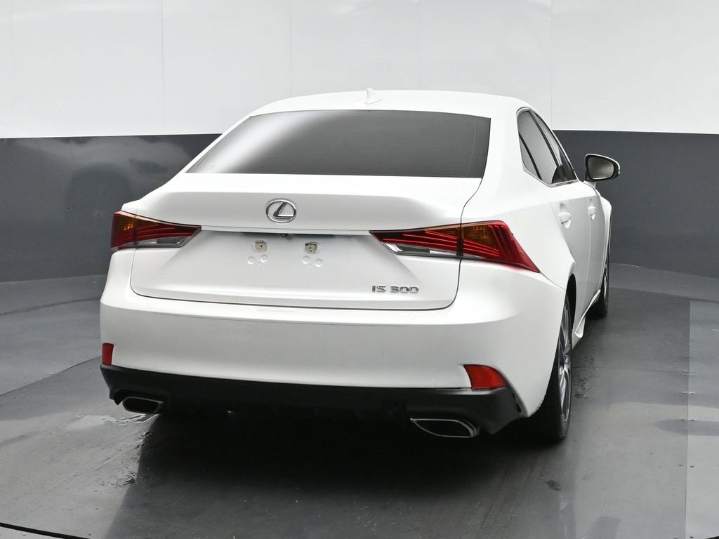 Used 2020 Lexus IS 300 image 6